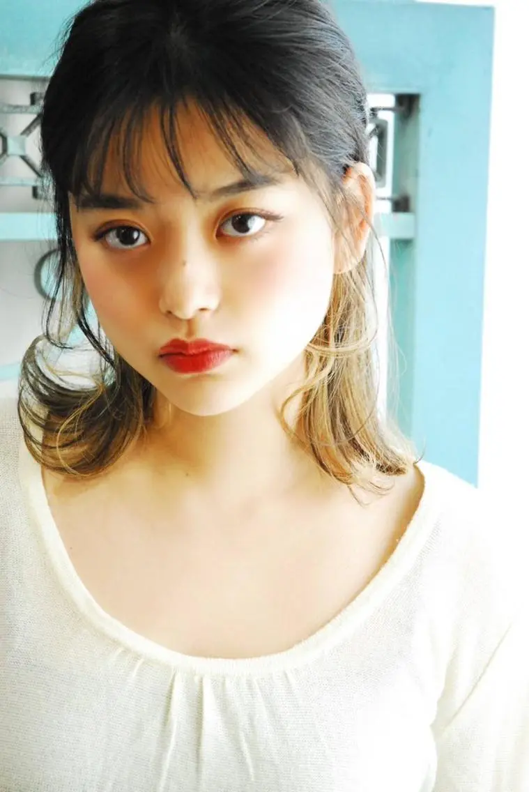 ミディアム カラー パーマ ヘアアレンジ メンズ ヘアカラー ヘアセット 表参道Lise おおいしおりのヘアスタイル