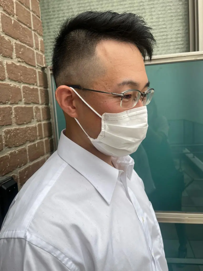 ミディアム カラー パーマ ヘアアレンジ メンズ キッズ ネイル マツエク・マツパ アイブロウ メンズブリーチ メンズハイライト メンズインナーカラー メンズ韓国風 ブリーチ 久木原 ゆりのヘアスタイル