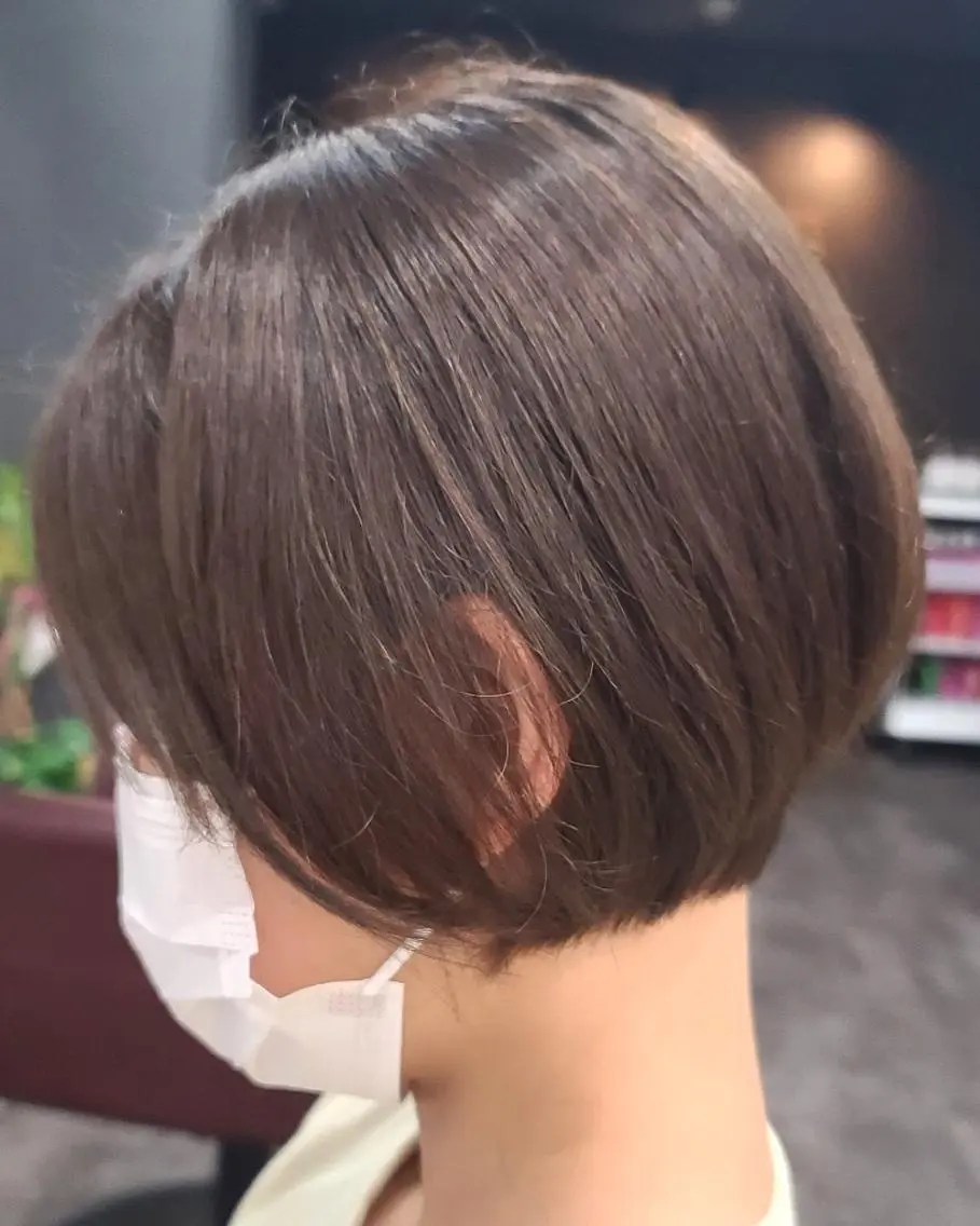 ショート カラー ボブ 井澗 修二のヘアスタイル