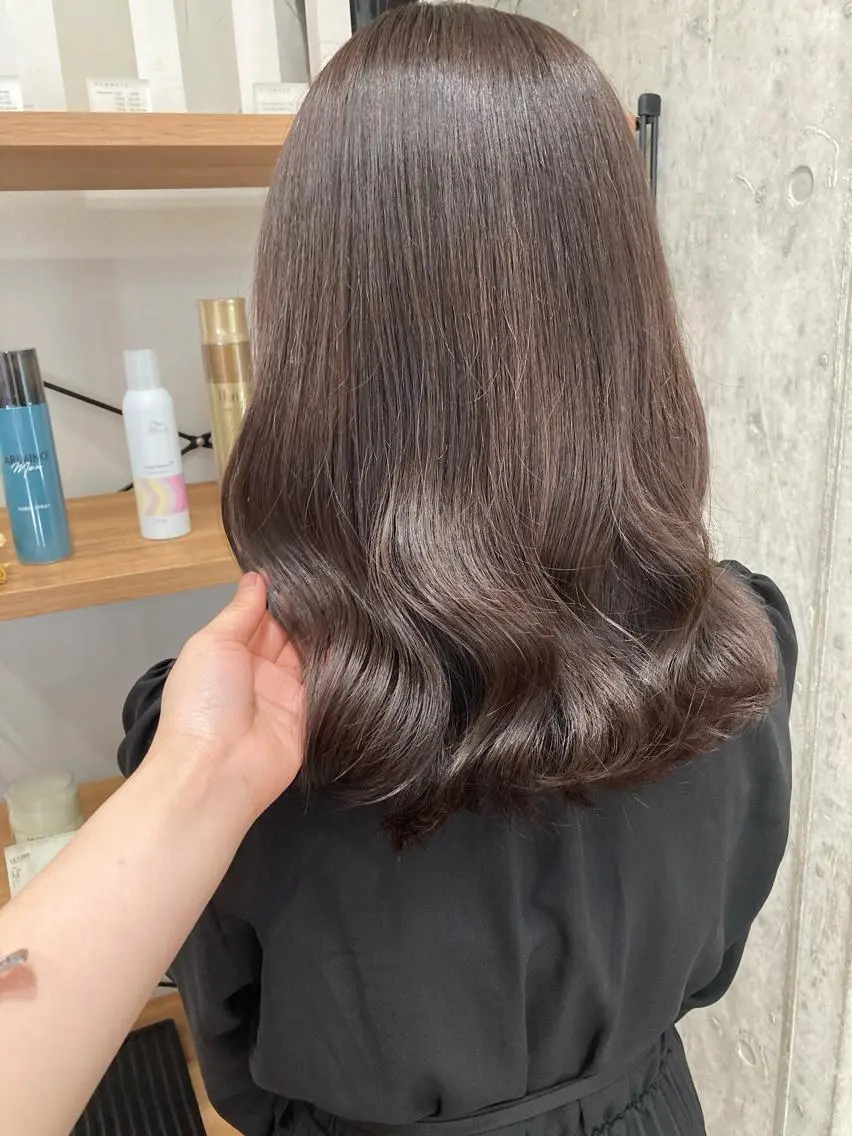 ミディアム カット ヘアカラー トリートメント ✨色持ちの良い艶 カラー✨蟹江真世のヘアスタイル