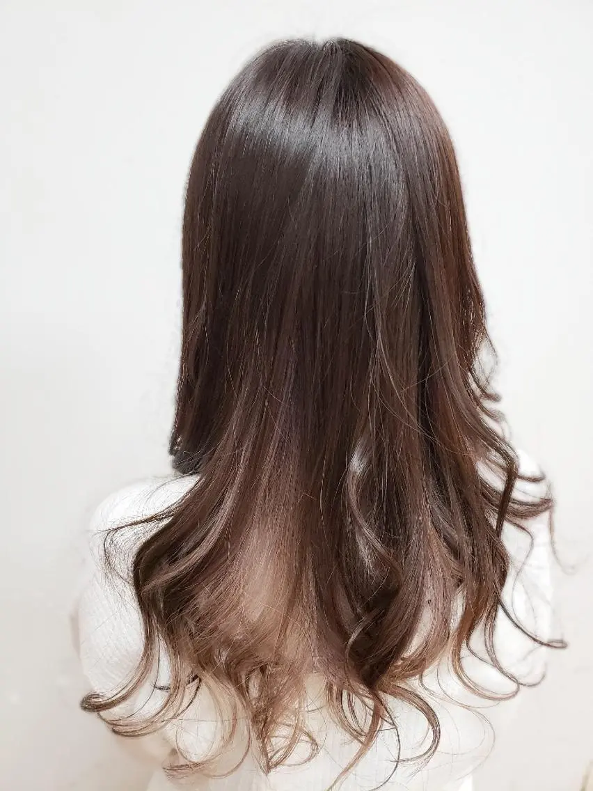 カラー ロング パーマ ヘアアレンジ 💜𝑳𝑼𝑵𝑨 🌻母良田愛美🌻のヘアスタイル