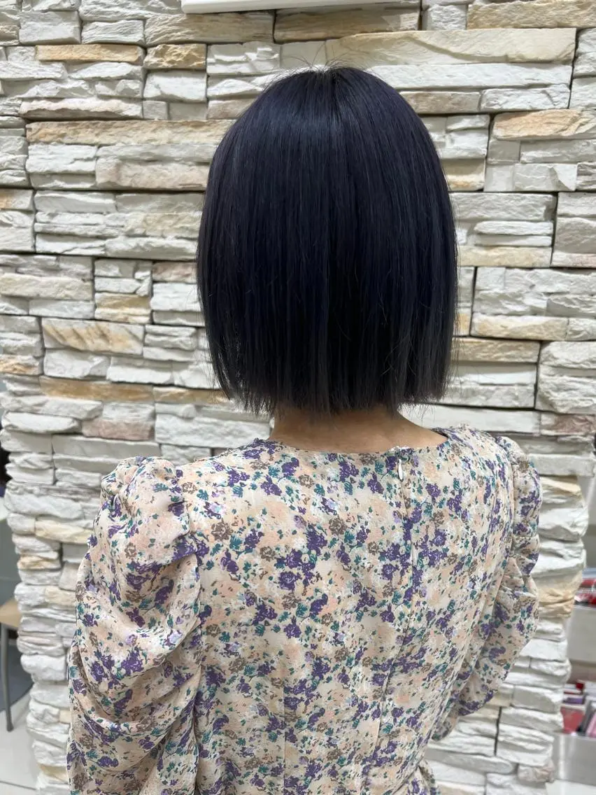 ショート ハイトーン/うる艶 カラー Mioのヘアスタイル