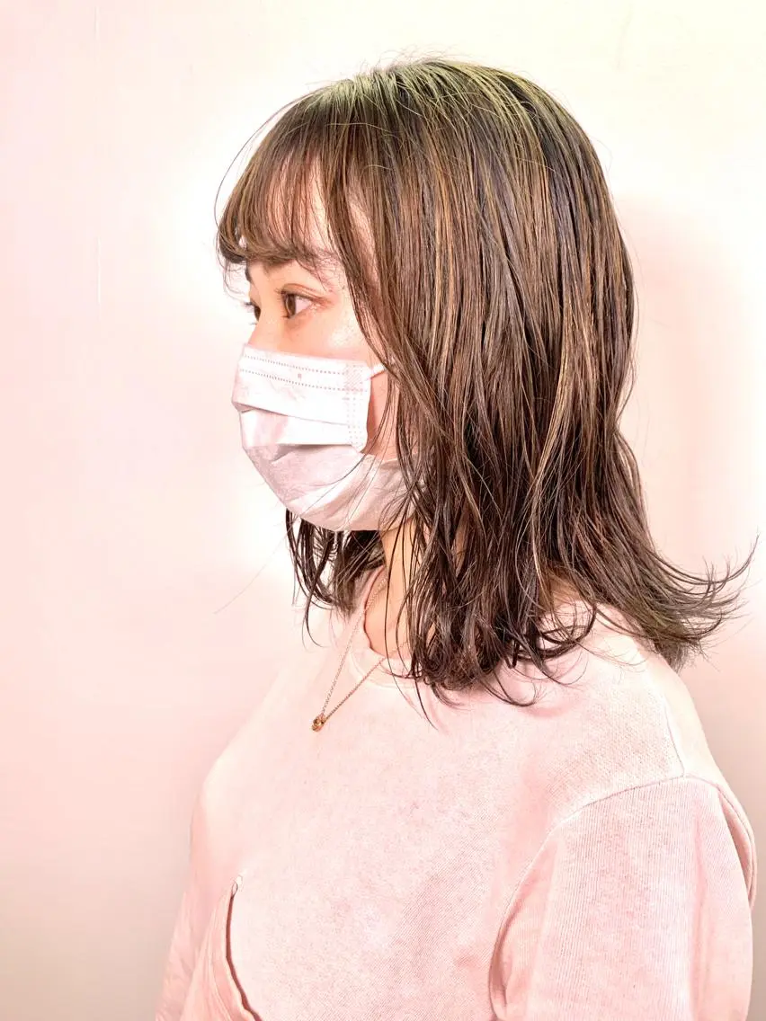 ミディアム カラー ハイライトカラー ハイライト よしだ とおいのヘアスタイル
