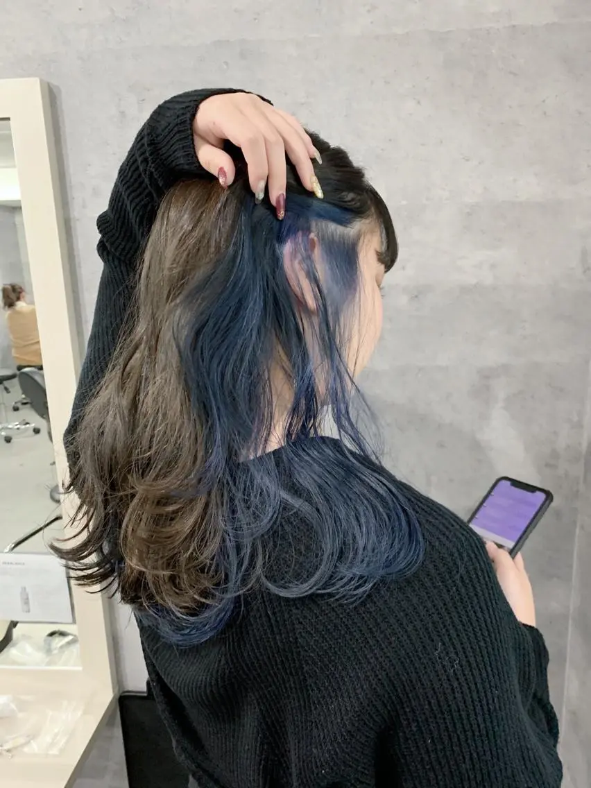 ロング カラー ブルーカラー グレージュ ネイビーカラー ヘアカラー _WHITE 天神店 YUMEKA🐻のヘアスタイル