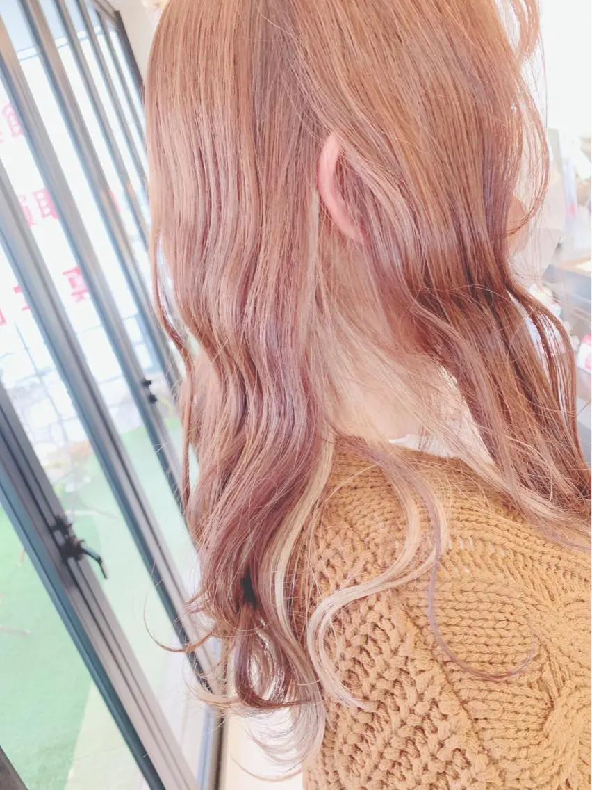 ミディアム エクステ タカハシ ヨシヒトのヘアスタイル