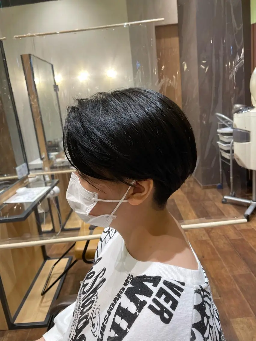 ショート 🍀小顔ショート🍀 有賀祐貴のヘアスタイル