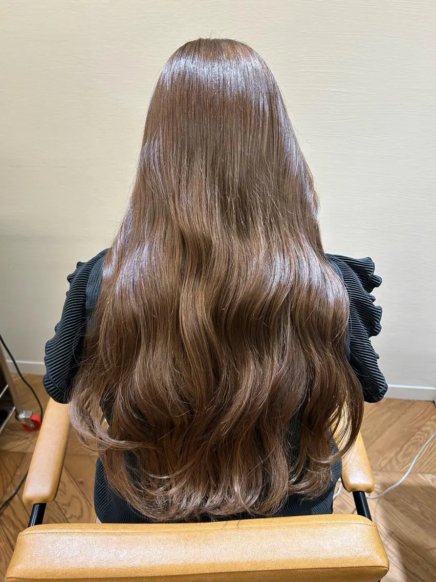 ロング カラー ブリーチ ブリーチなしカラー カラーモデル募集/ 艶髪/アイのヘアスタイル