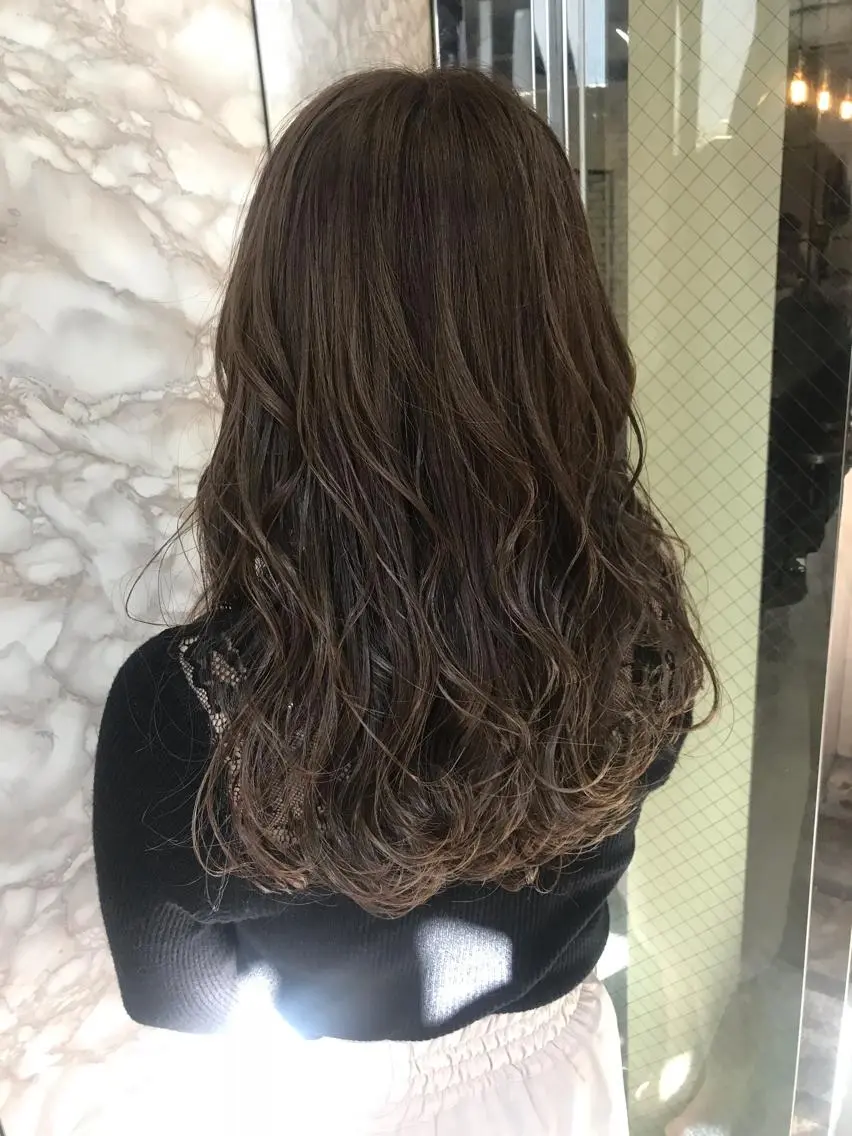 ミディアム カラー カット ヘアカラー トリートメント 🉐レイヤー/塩見 弘樹🉐渋谷のヘアスタイル