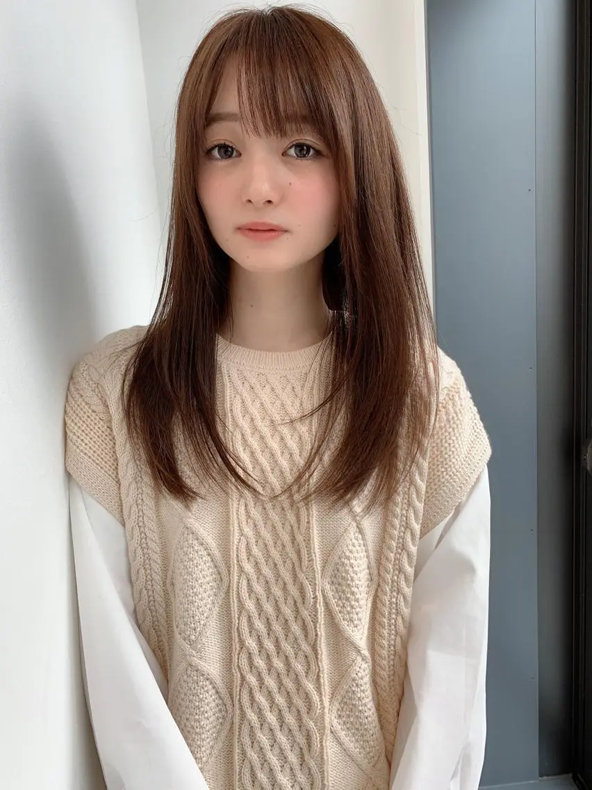 セミロング 顔まわりレイヤー レイヤーカット カット講師 久保匠のヘアスタイル