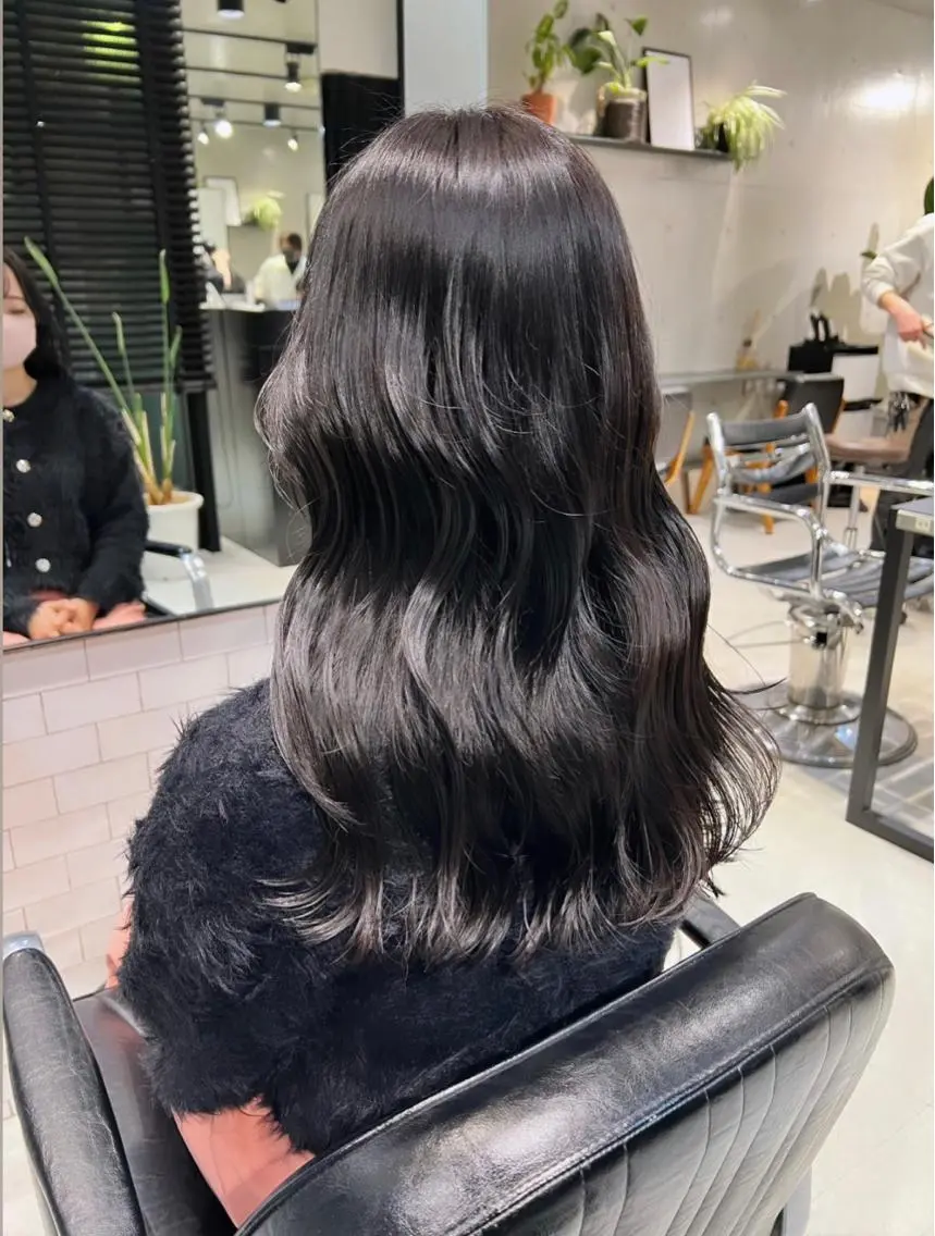 ロング カラー カット ヘアカラー トリートメント 赤みゼロ/透明感 カラー🌿KANTAのヘアスタイル