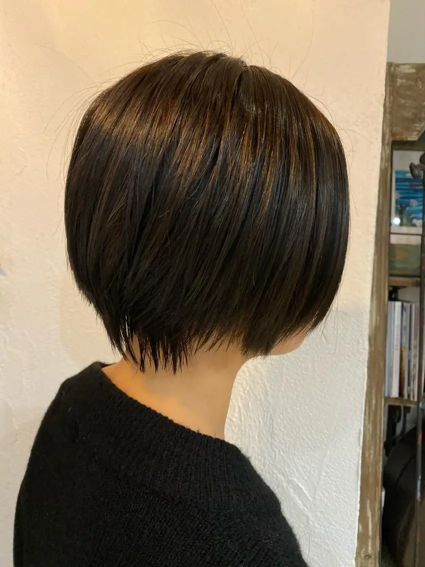 ショート カラー マルヤマ リナの眉毛・アイブロウイメージ