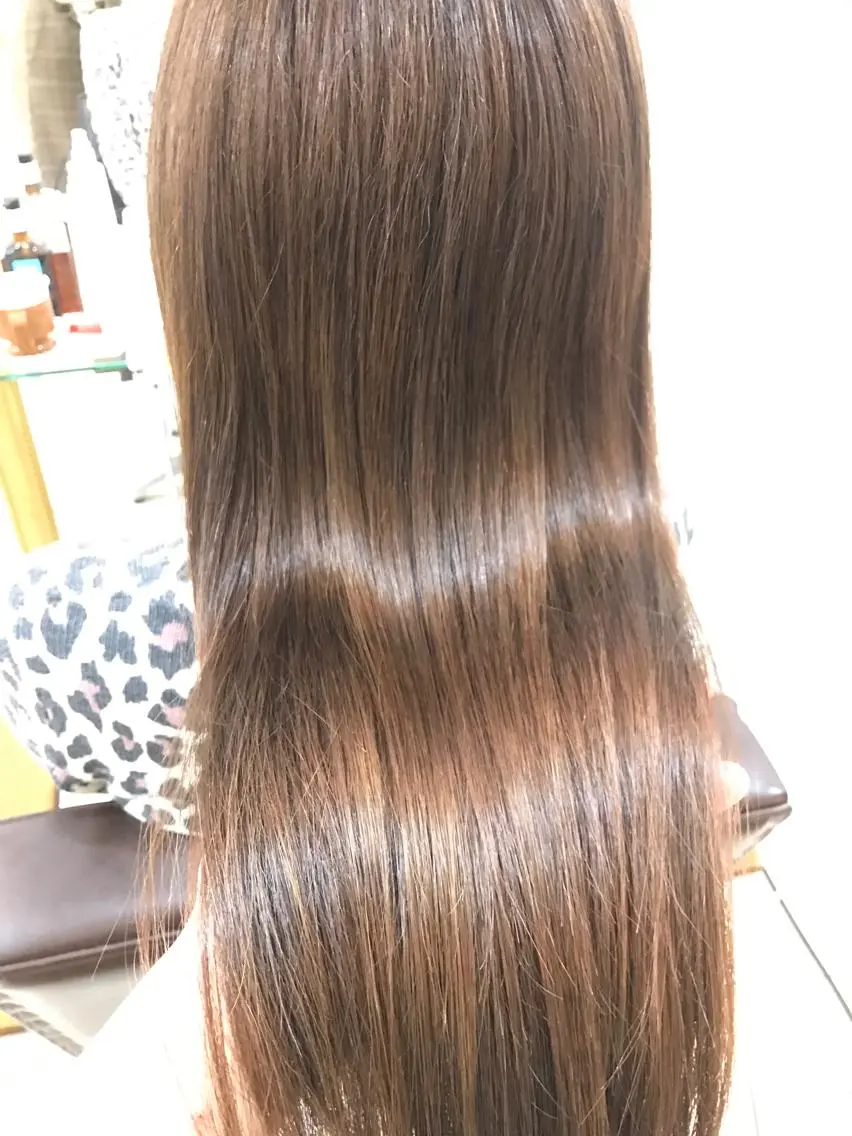 ロング カラー TRENCH　相澤 果歩のヘアスタイル