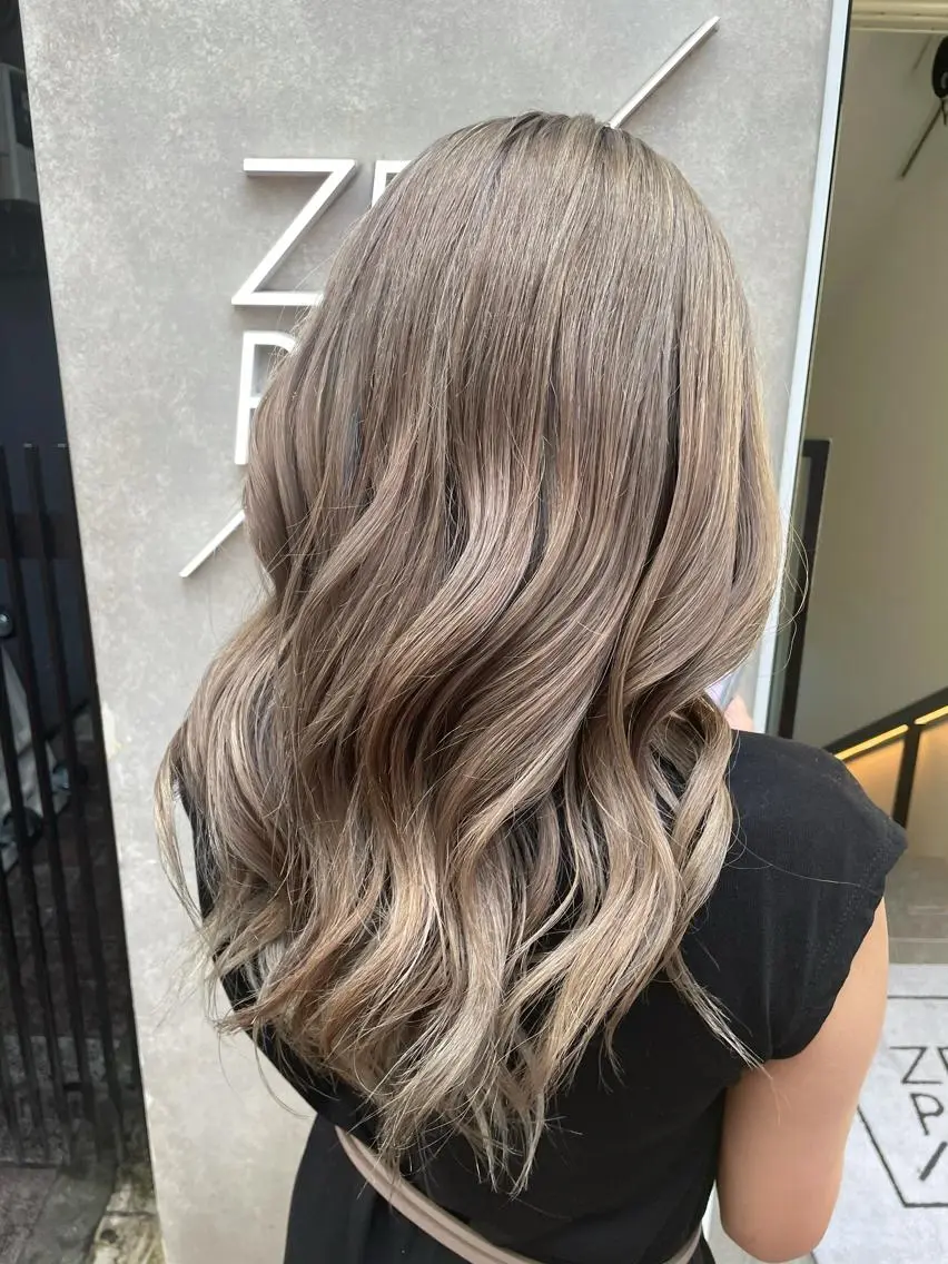 カラー ヘアカラー デザインカラー 🎀REINA🎀のヘアスタイル