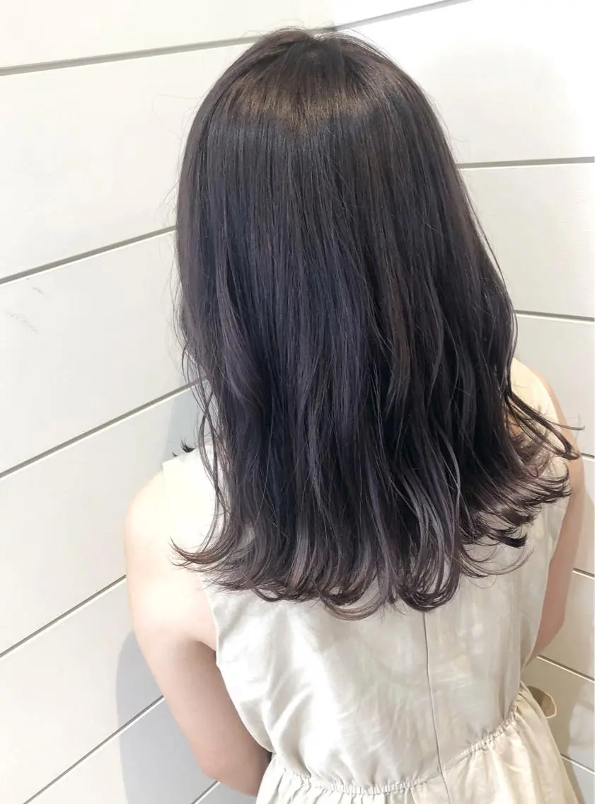 セミロング カラー ブリーチ パープルカラー ヘアカラー トリートメント 🍊新宿南口🍊 ERINAのヘアスタイル