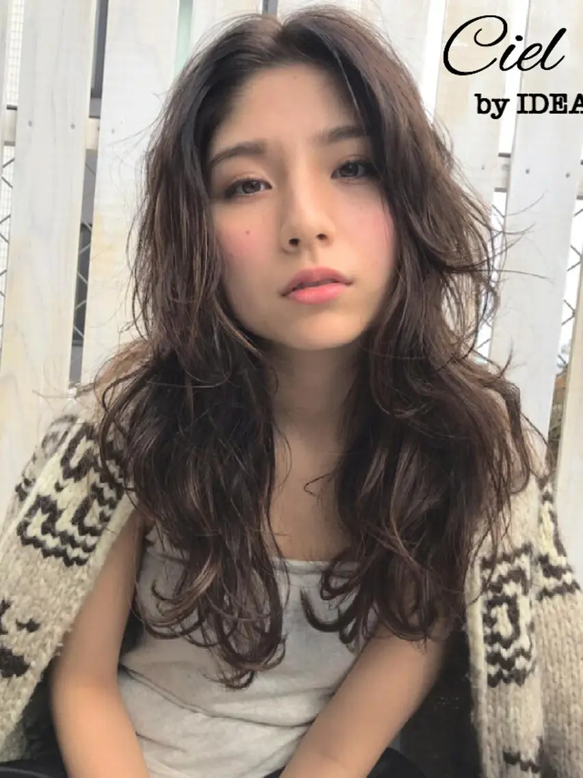 ショート ミディアム セミロング ロング カラー パーマ グレージュ ハイライトカラー ハイライト 白髪ぼかしハイライト バレイヤージュヤマトのヘアスタイル