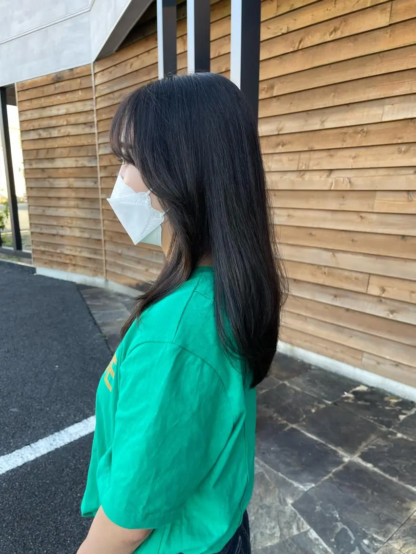 セミロング カット ヘアカラー トリートメント 梶原 真帆のヘアスタイル