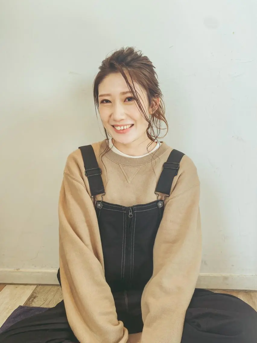 ロング カラー ヘアアレンジ ANY mikuのヘアスタイル