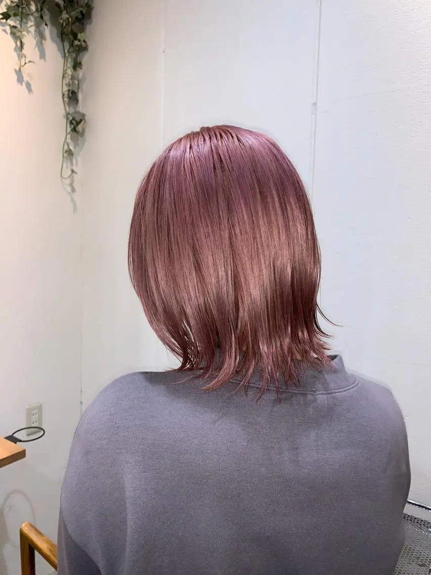 ショート カラー アライ ナタカのヘアスタイル
