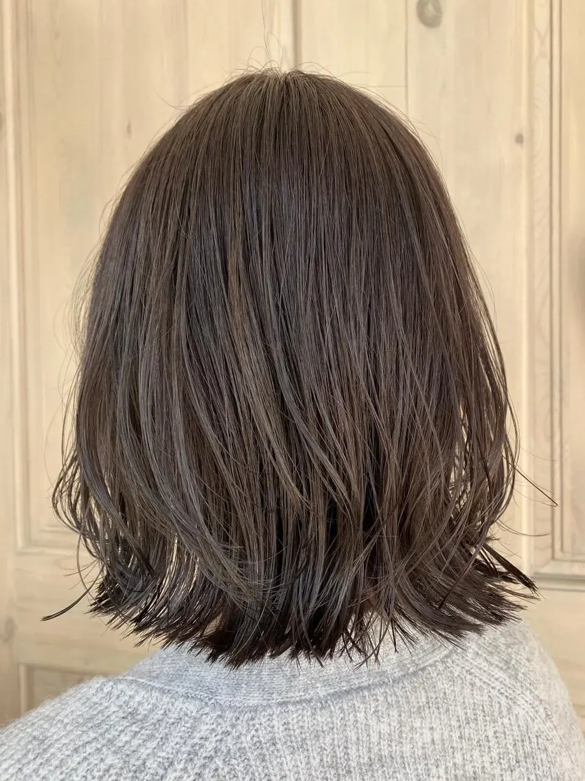 ミディアム ハイライト カット ヘアカラー レイヤーカット/ 根本瑠実のヘアスタイル