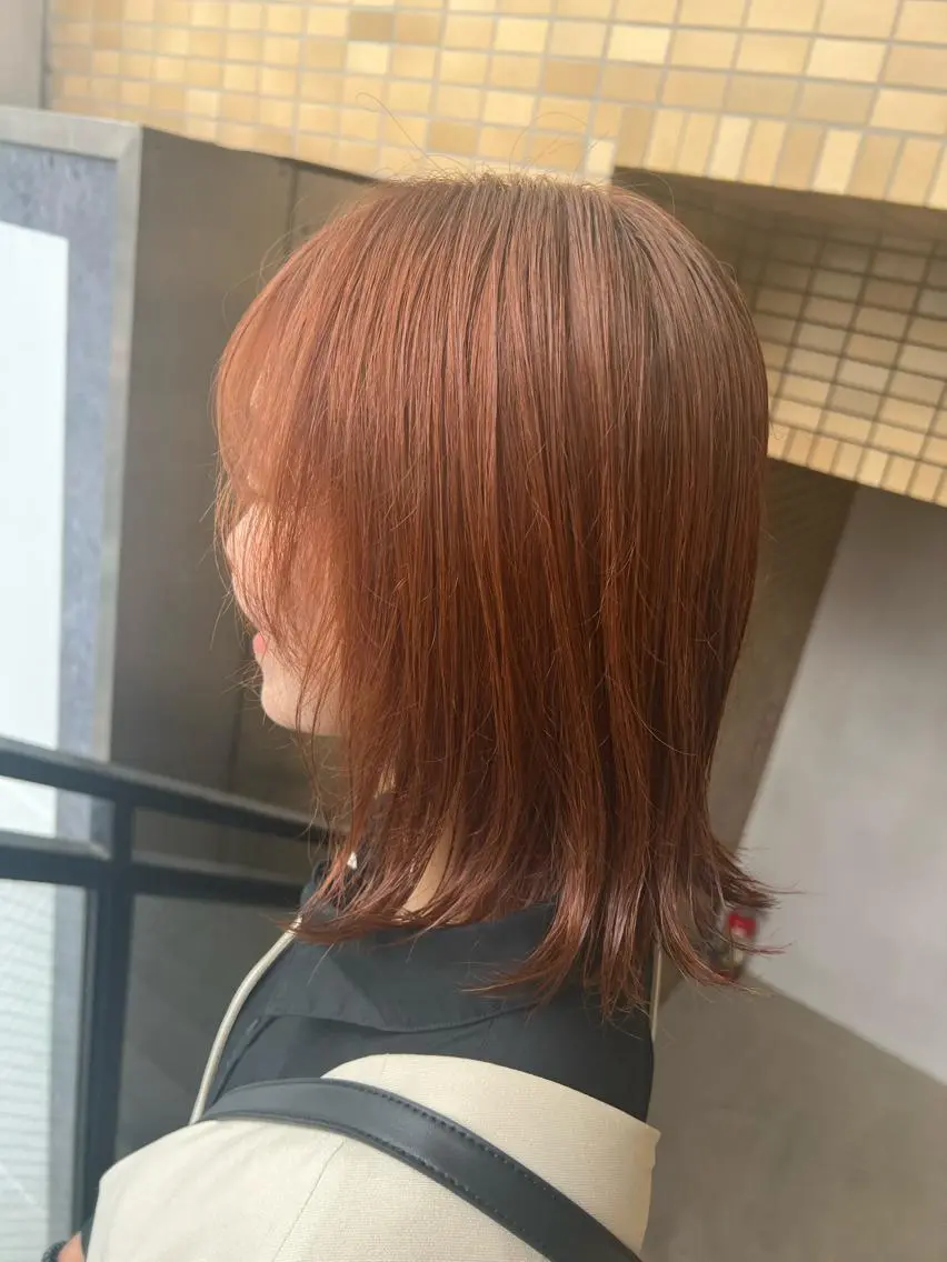 ミディアム カラー ブリーチ ブリーチなしカラー 岡島 実里のヘアスタイル