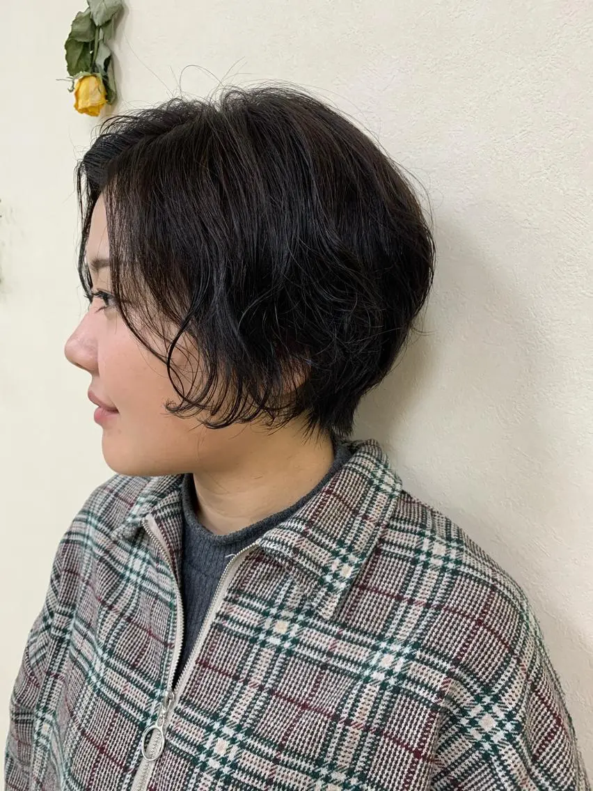 ショート パーマ 切りっぱなしボブ ショートボブ ハンサムショート ボブ ショートヘア カット パーマ トリートメント 初めてのショート お任せください✂️のヘアスタイル