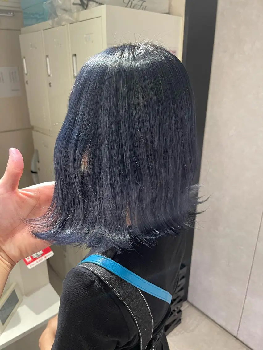 ショート シールエクステ くびれヘア エクステ 顔まわりレイヤー 顔周りカット ブリーチ🔥ベージュ /グレー/daikiのヘアスタイル