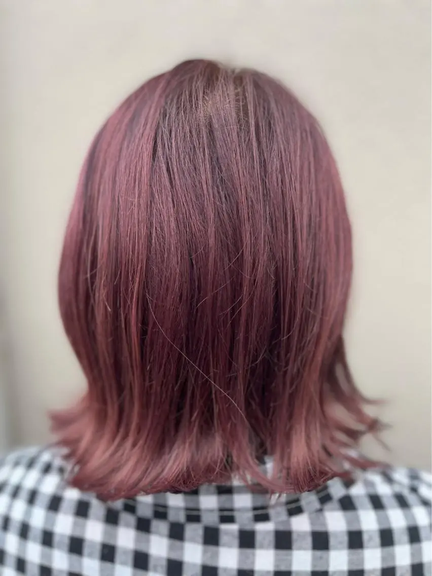 カラー カシス ピンクカラー レッドカラー 田中 和可のヘアスタイル