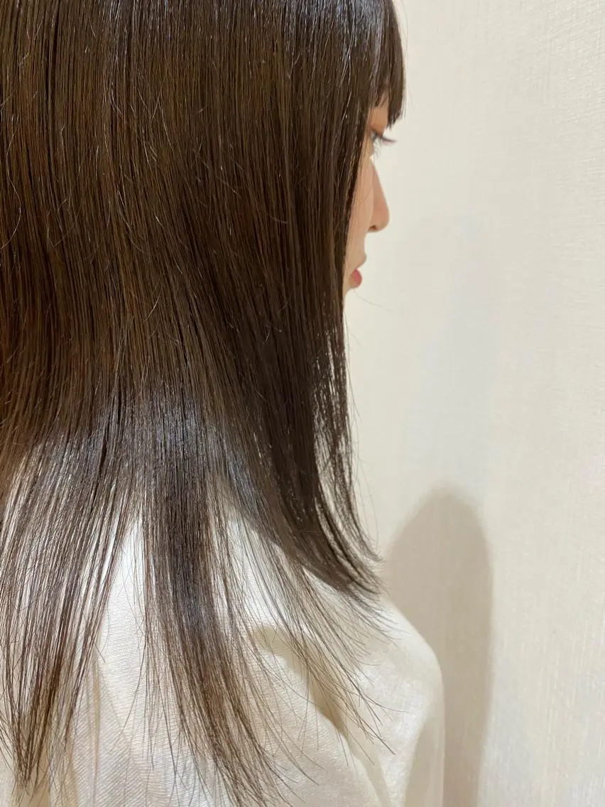 セミロング カラー sol Amiのヘアスタイル