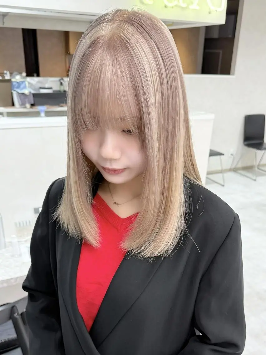 セミロング カラー 顔周りカット 🎀ダブルカラー🎀 ♡Kanon♡のヘアスタイル