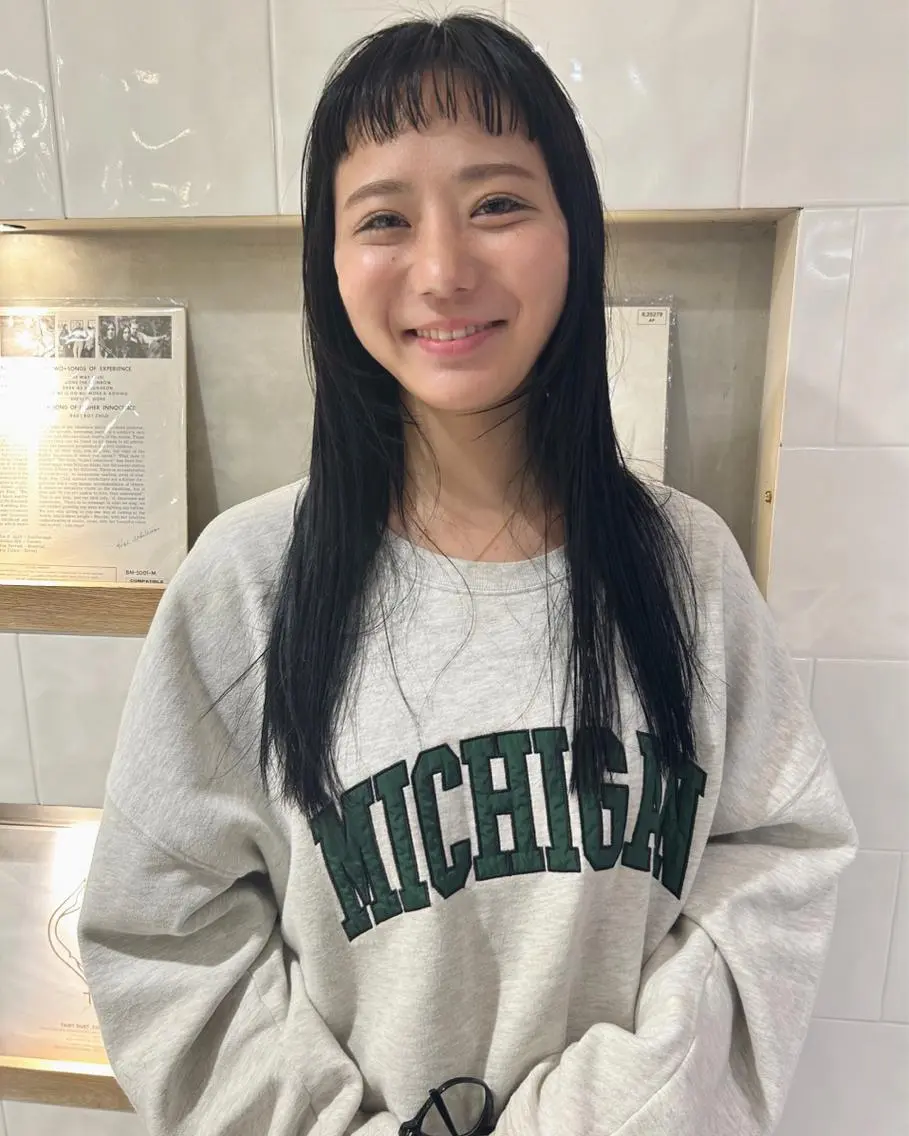 ロング カラー オン眉 カット ヘアカラー トリートメント 村上雅人 ナチュラルモードのヘアスタイル