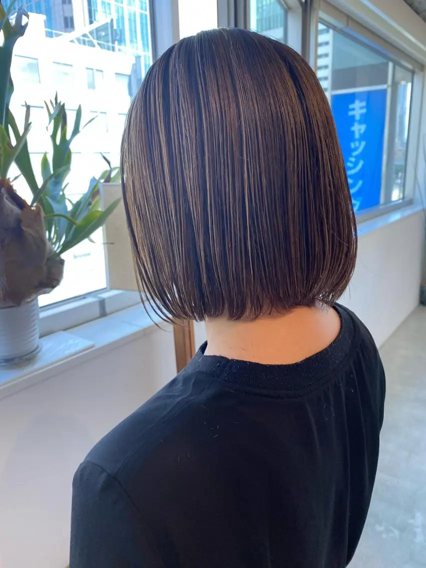 ショート カラー ヘアアレンジ ボブ 、 、のヘアスタイル
