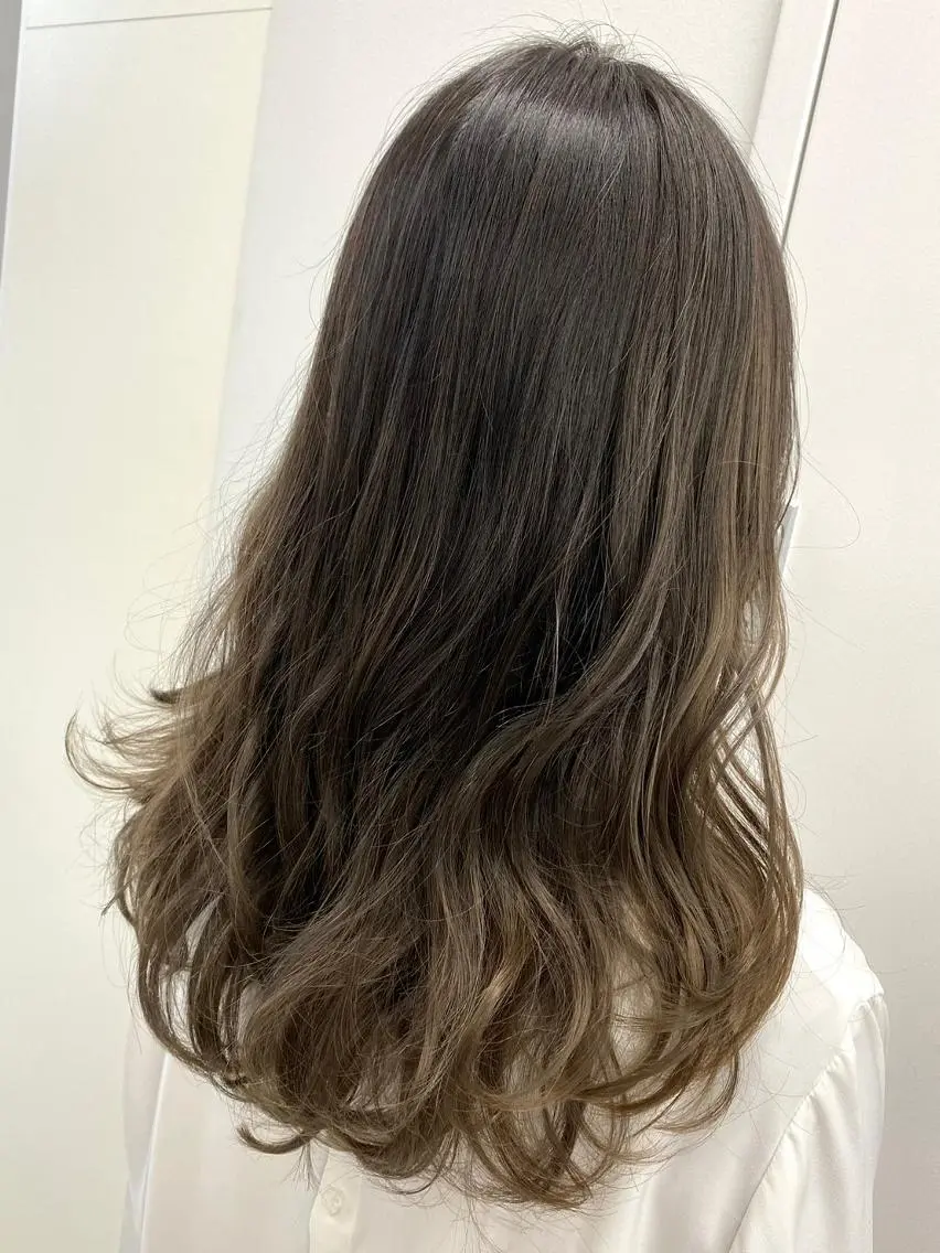 ロング ヘアカラー トリートメント 【公式】amble luxe池袋東口🩷のヘアスタイル