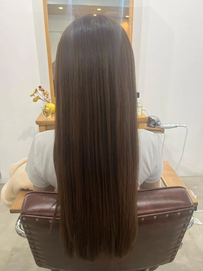 ロング カラー バイオレットカラー カット ヘアカラー トリートメント 三島 有佳里のヘアスタイル
