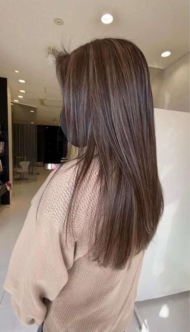 ロング カラー 【育休中】EARTH 荒井店HARUNAのヘアスタイル