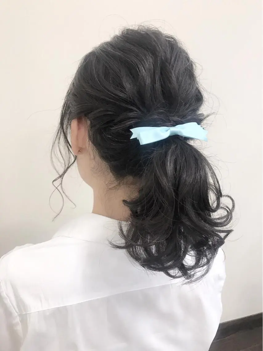 セミロング ヘアアレンジ ポニーテール 沢田 瞳のヘアスタイル
