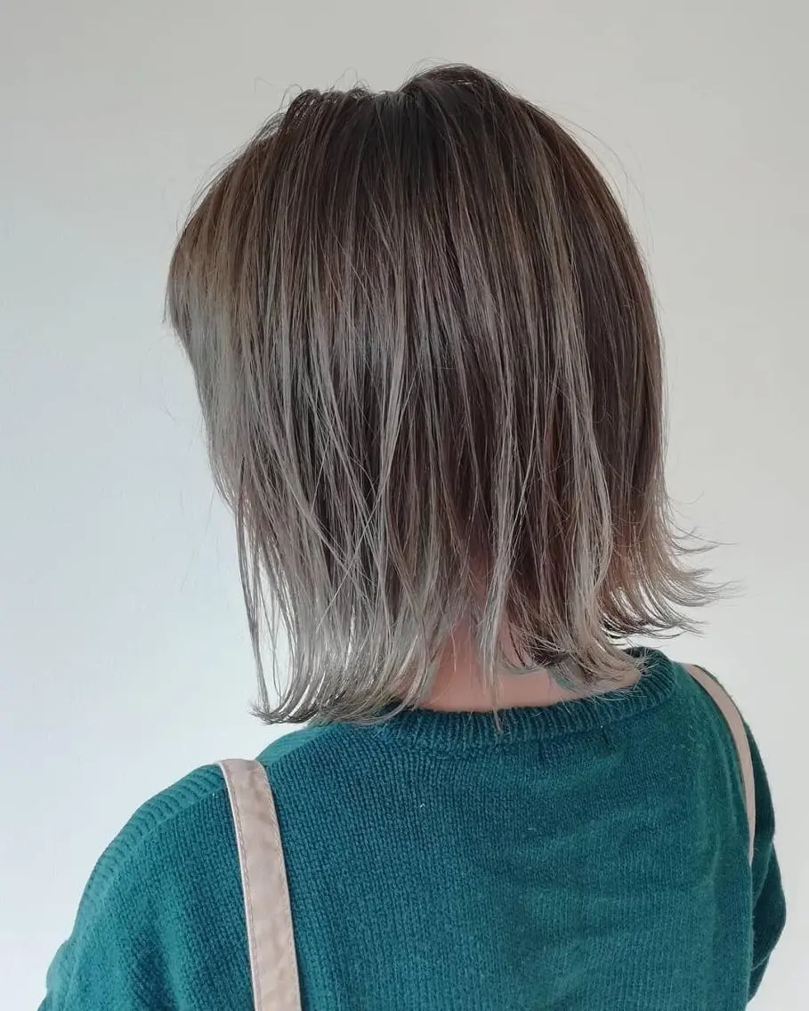 カラー デザインカラー Lienのヘアスタイル