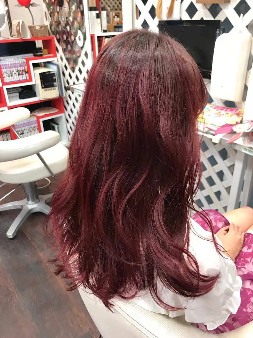 ロング カラー 岩谷/ブリーチ 🪽透明感カラーのヘアスタイル