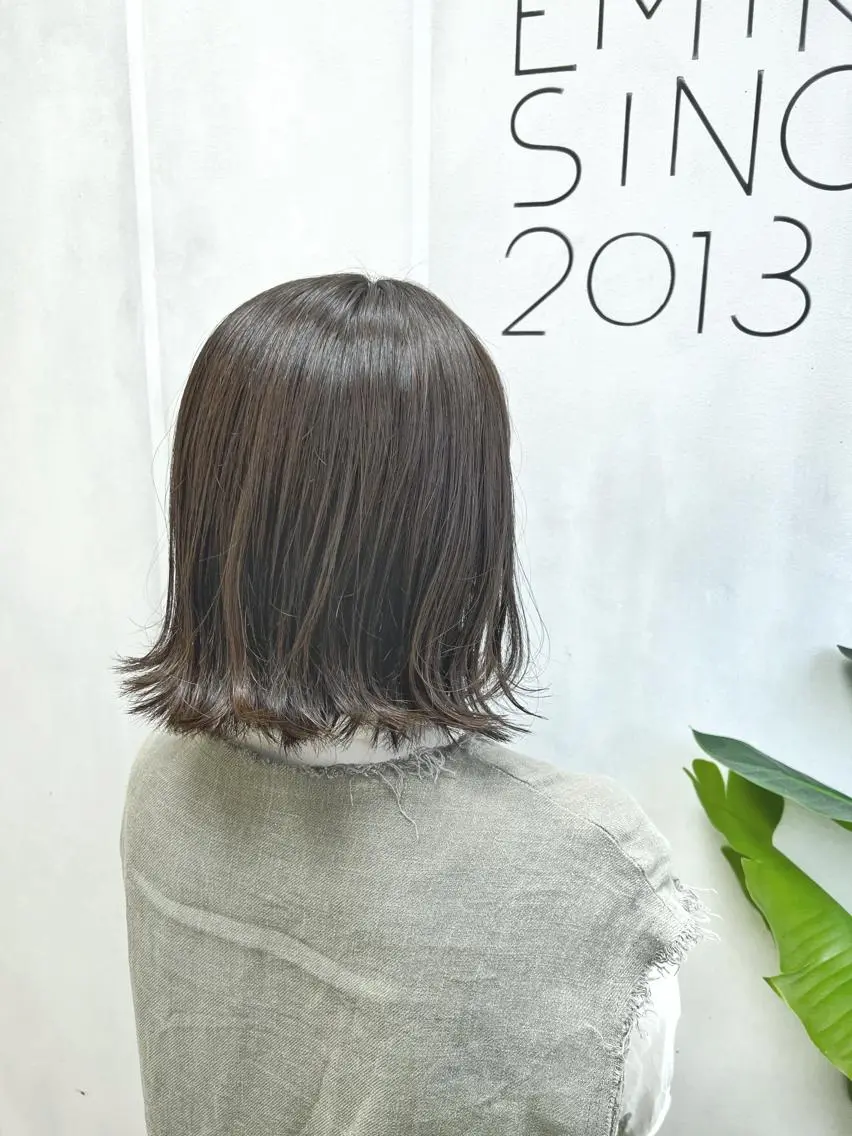 ミディアム カラー ベージュカラー オリーブベージュ カット ヘアカラー トリートメント 🦋.*˚オタク美容 師アキバノノカ🦋のヘアスタイル