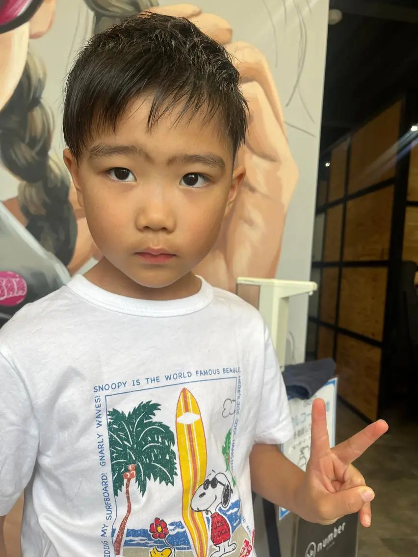 ショート カラー パーマ ヘアアレンジ メンズ キッズ ネイル マツエク・マツパ アイブロウ メンズブリーチ メンズハイライト メンズインナーカラー メンズ韓国風 ブリーチ 久木原 ゆりのヘアスタイル