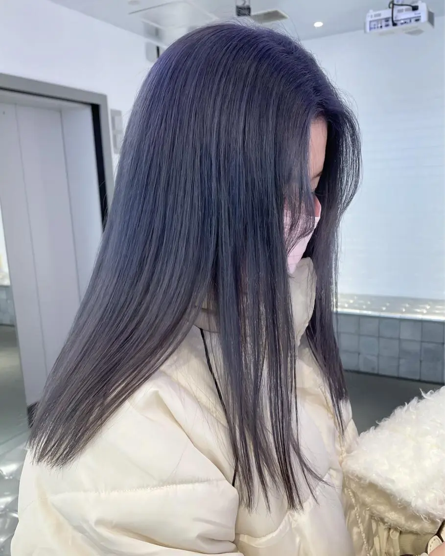 セミロング カラー ヘアアレンジ ブルーカラー ブルーグレー ヘアカラー トリートメント ボブ×柔らかいカラー 🌷misaki𓍼のヘアスタイル