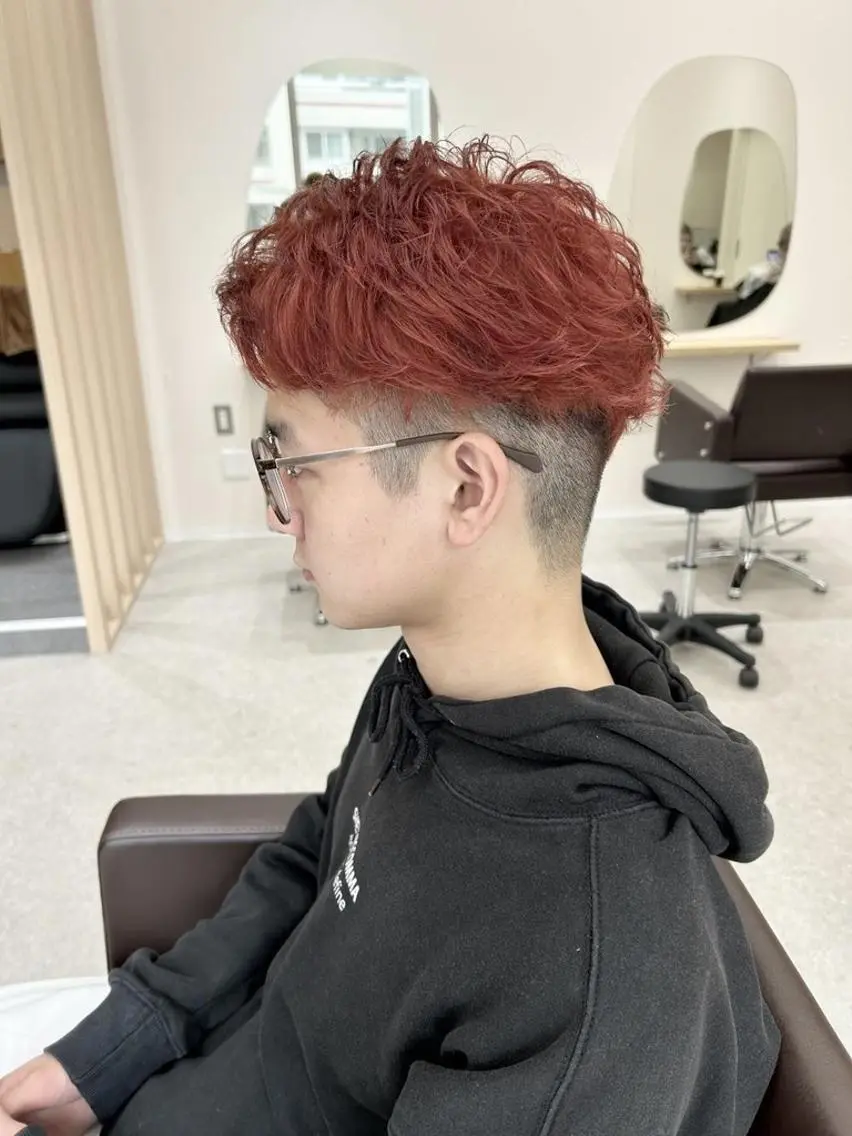 メンズ カラー ミディアム メンズブリーチ ブリーチ ダブルカラー カット ヘアカラー ✨【公式】 juhl.横浜✨のヘアスタイル
