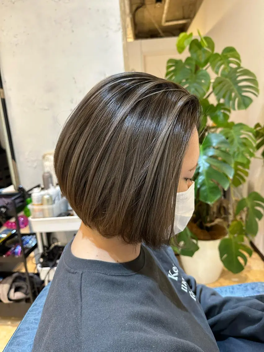 ショート カラー カット ヘアカラー 髪質改善ayame 横山諒のヘアスタイル