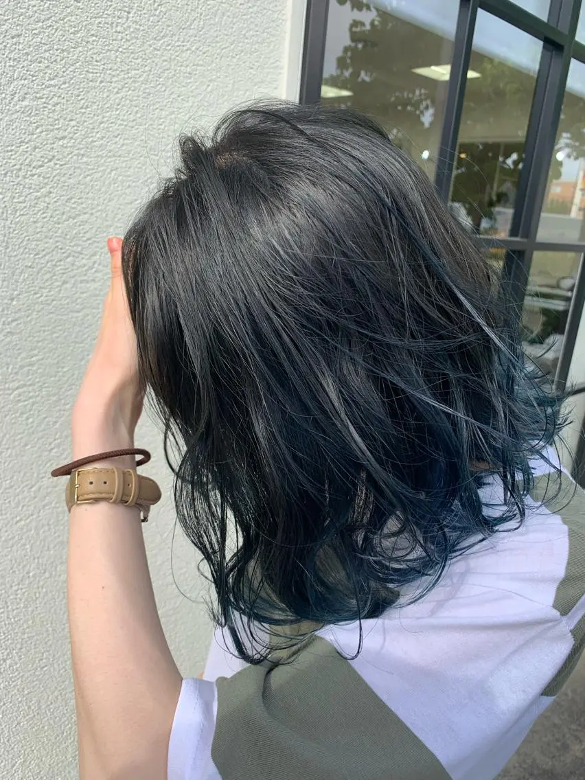 ミディアム カット ヘアカラー Ars hair &naiiのヘアスタイル