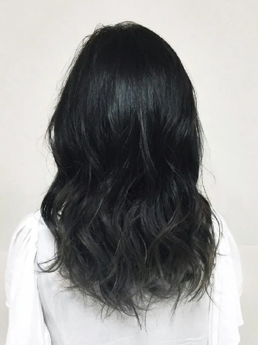 ミディアム セミロング カラー 【Sweep】おじま のぞみのヘアスタイル