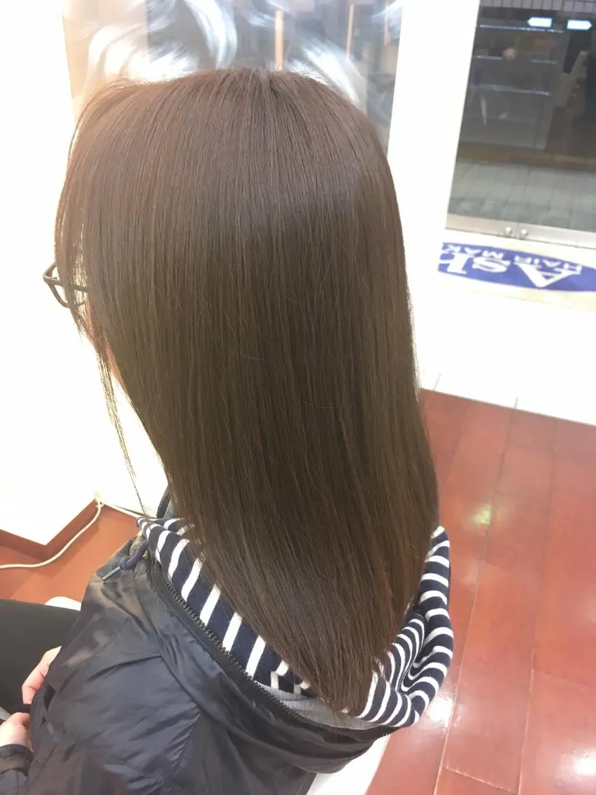 セミロング カラー ブラウンカラー マットブラウン ✨髪質改善が大好評✨ 美容室lic近藤✨のヘアスタイル