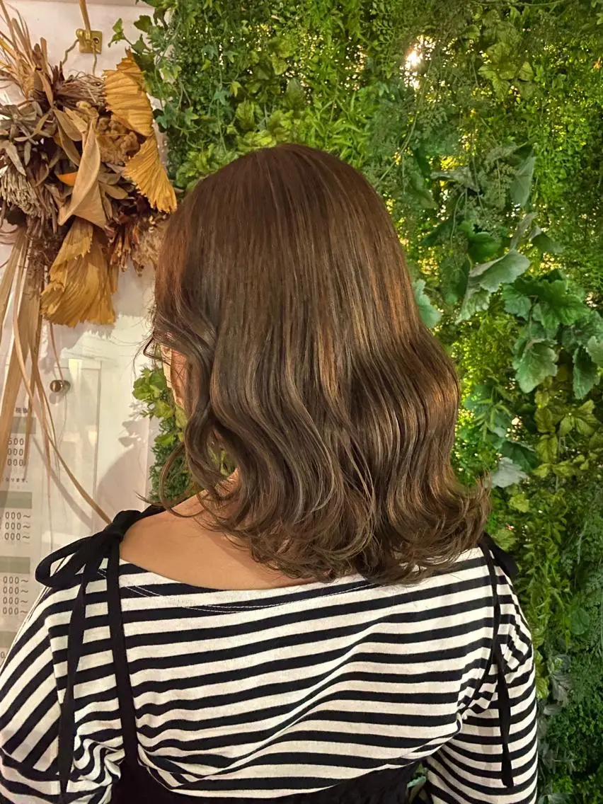 ミディアム カラー カット ヘアカラー トリートメント 透明感カラー/韓国 ヘア🩶yuri🩵のヘアスタイル
