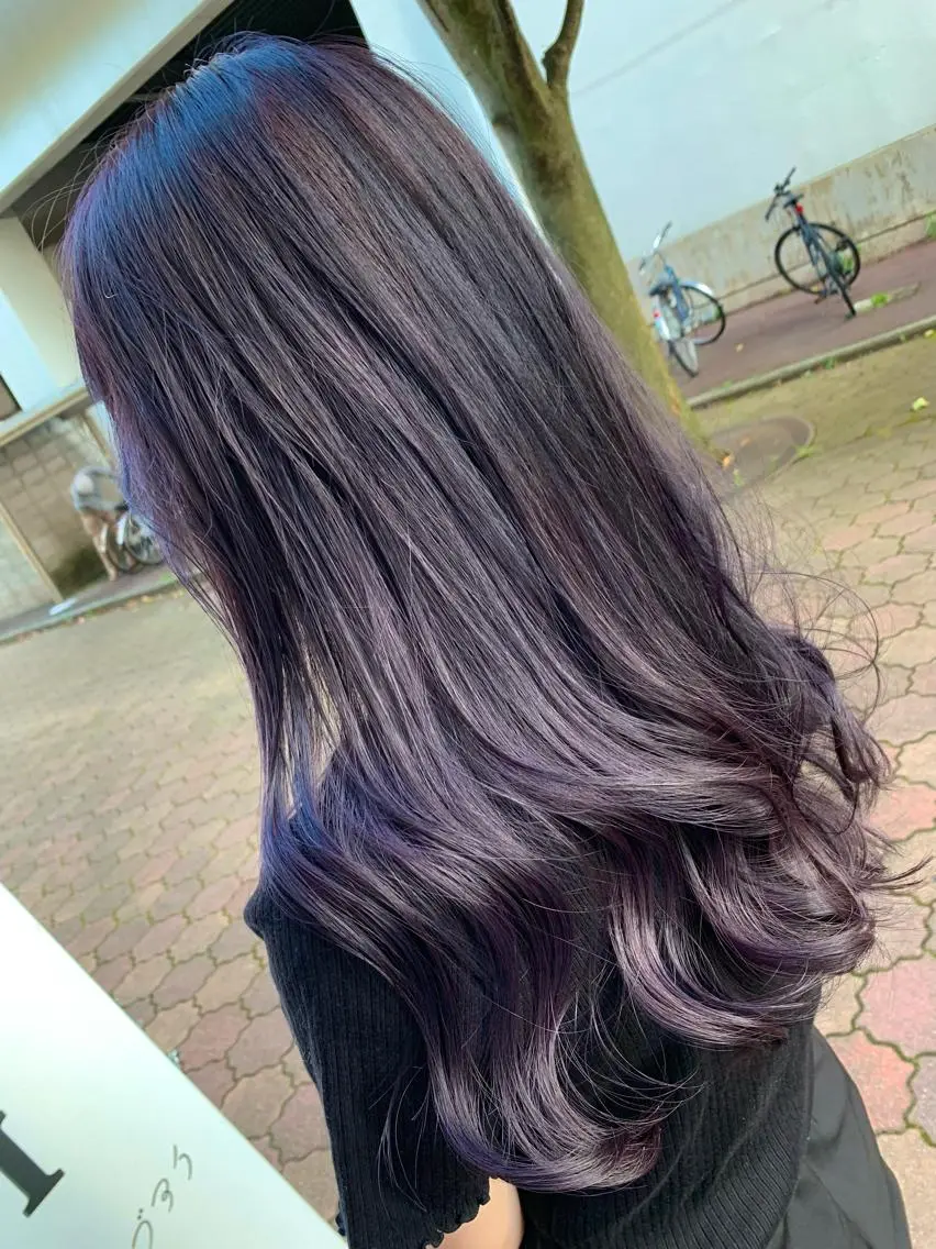 ロング カラー カット ヘアカラー トリートメント 艶髪・酸性ストレート フリツのヘアスタイル