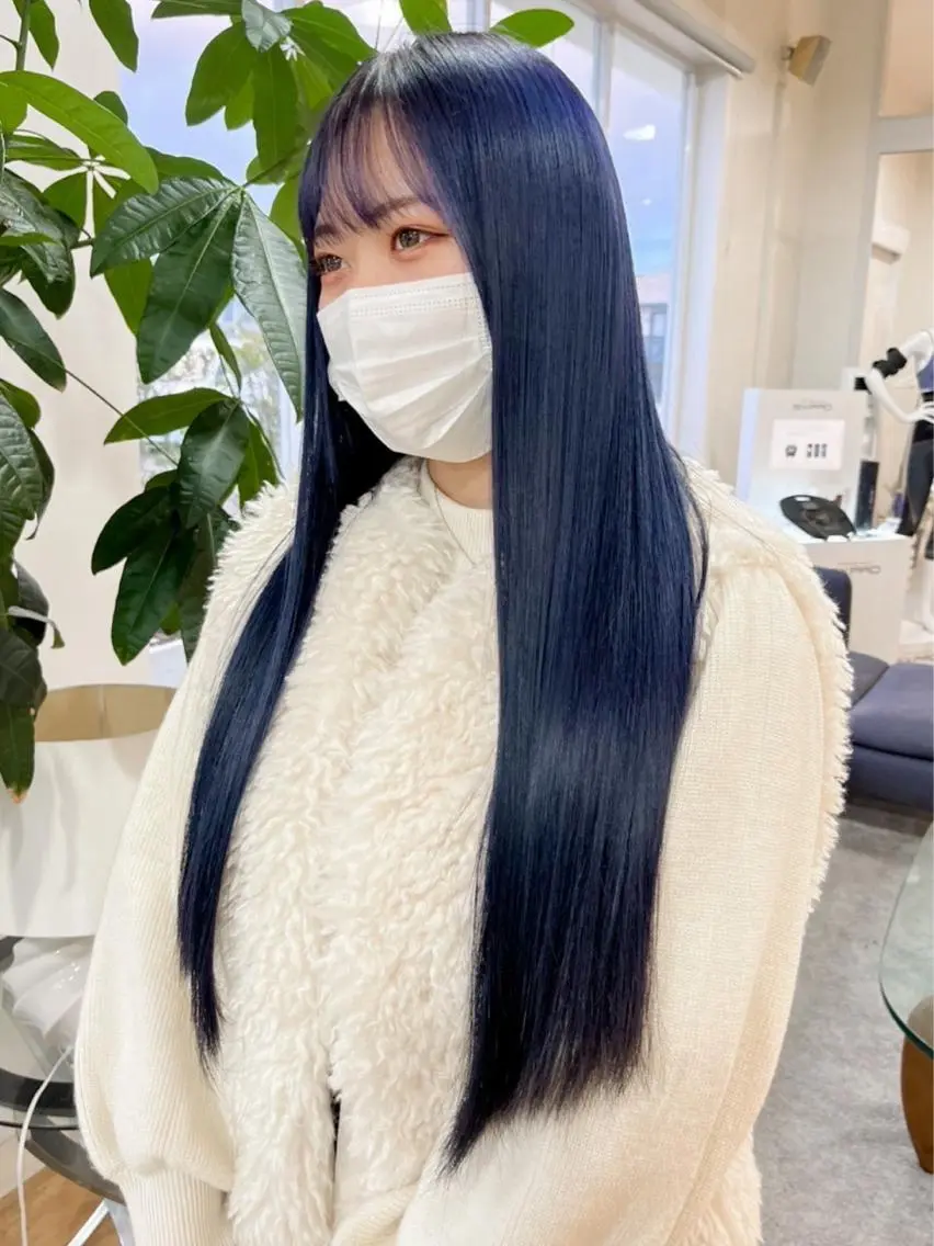 ロング カラー ブルーカラー ブルーバイオレット ケアカラー バイオレットカラー 髪質改善 富永 美玖のヘアスタイル