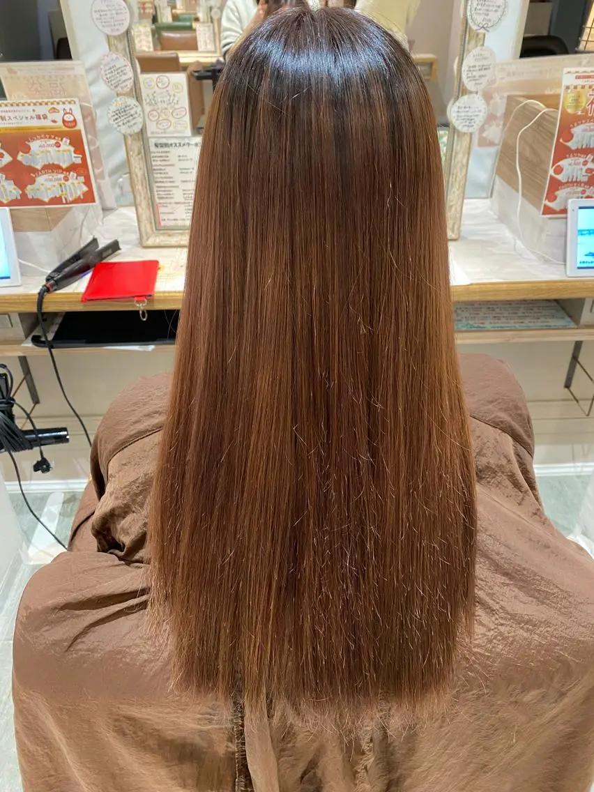 ロング カラー ブリーチ ハイトーンカラー 髪質改善 縮毛矯正 床櫻 唯のヘアスタイル