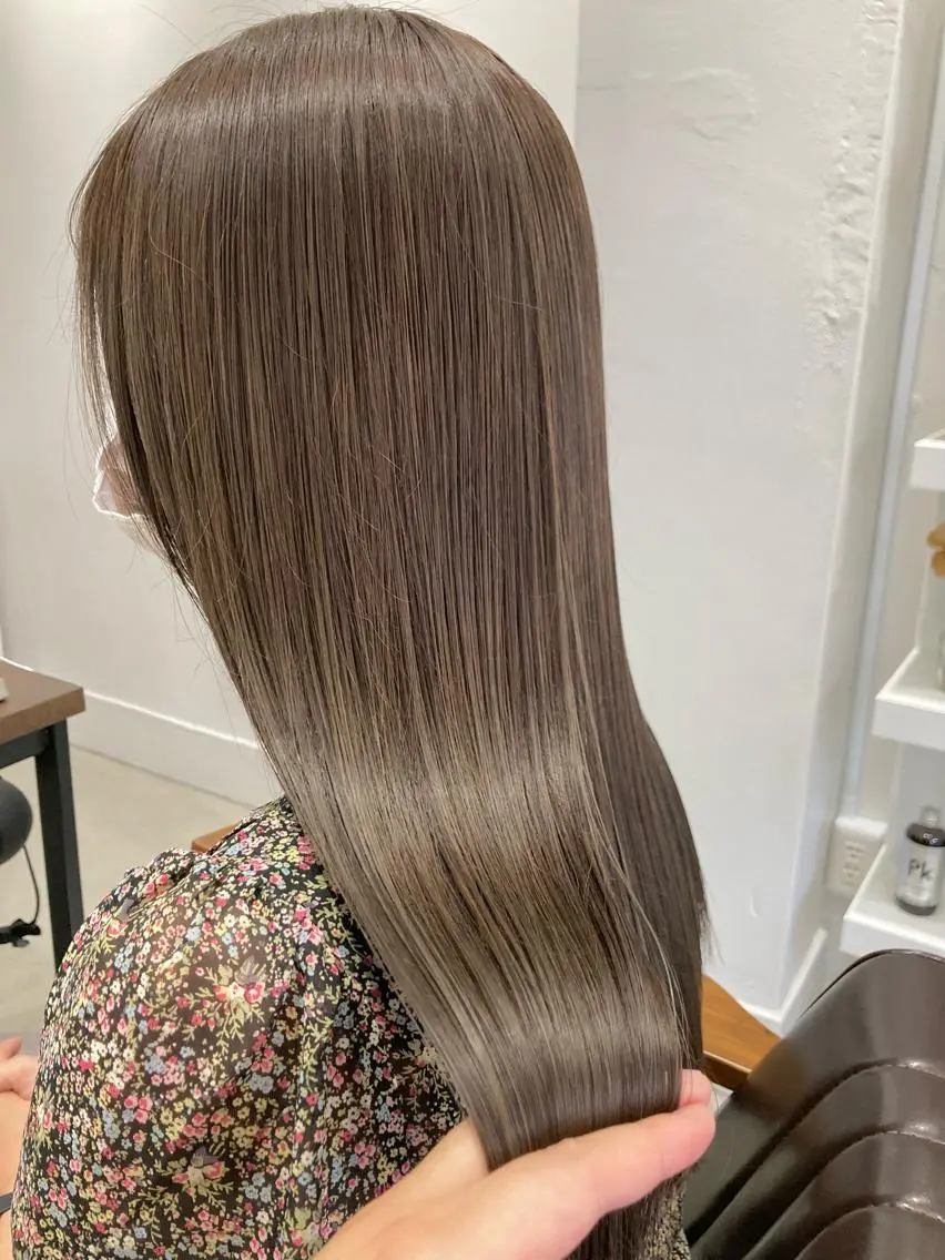 ロング トリートメント Larry🌼中下 美香のヘアスタイル